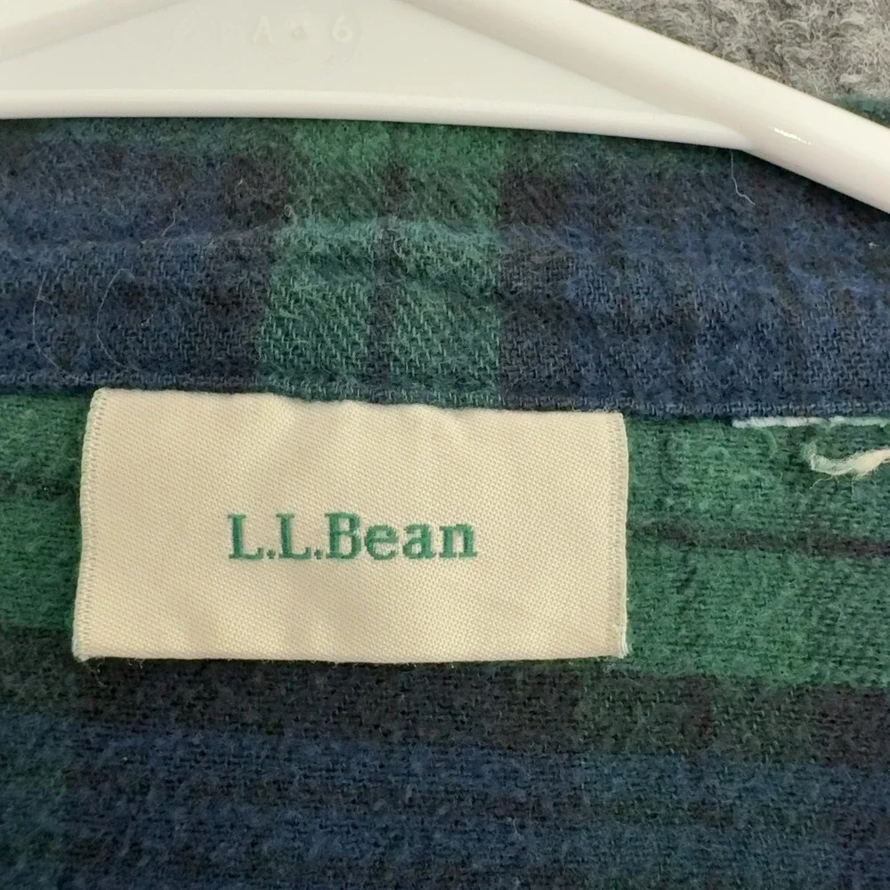 LL Bean Pajama Top Womens M Green Blue Flannel Plaid Button Up Classic